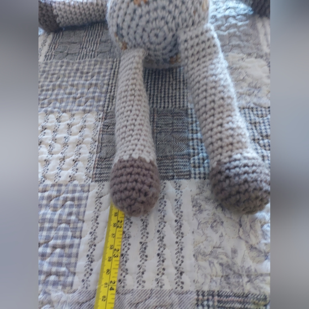 Crocheted giraffe toy - Picture 7 of 9